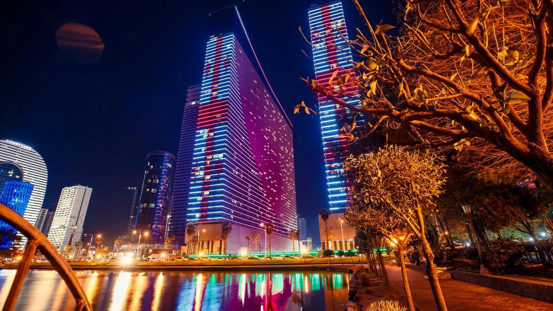 Deluxe Aparthotel In Orbi City Batumi