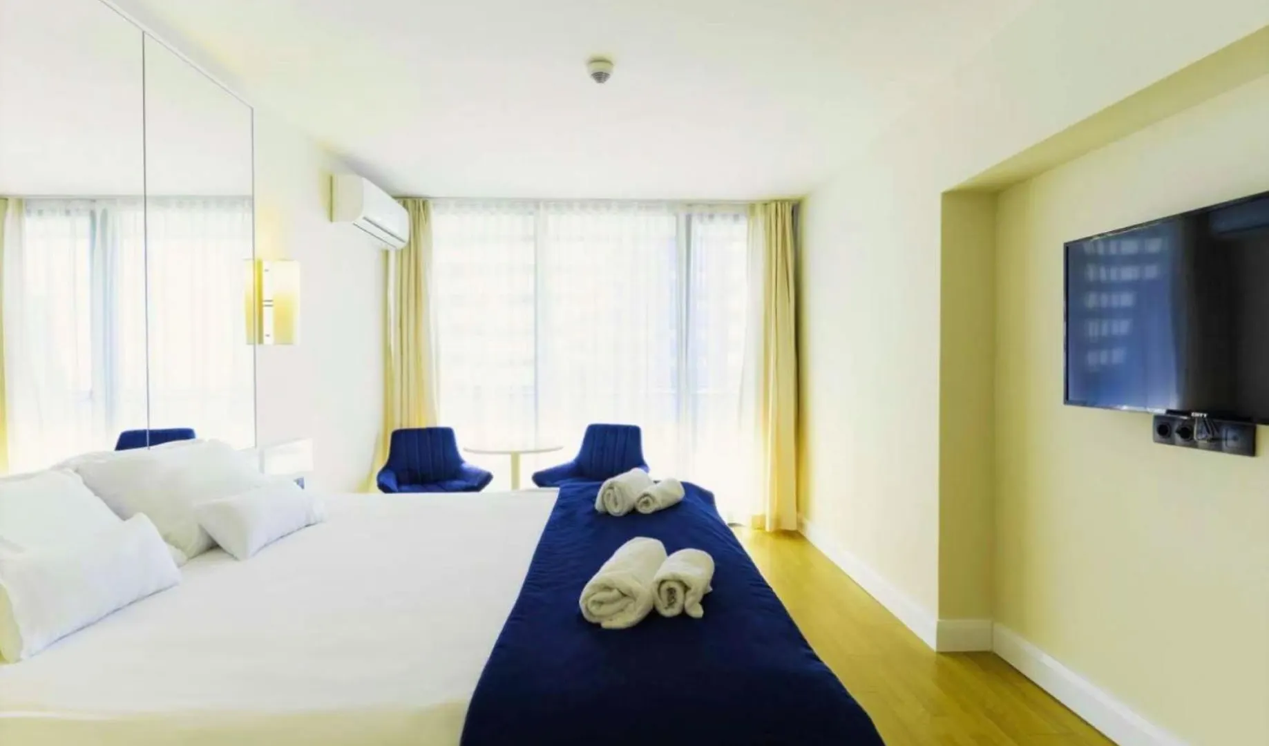 Deluxe Aparthotel In Orbi City Batumi