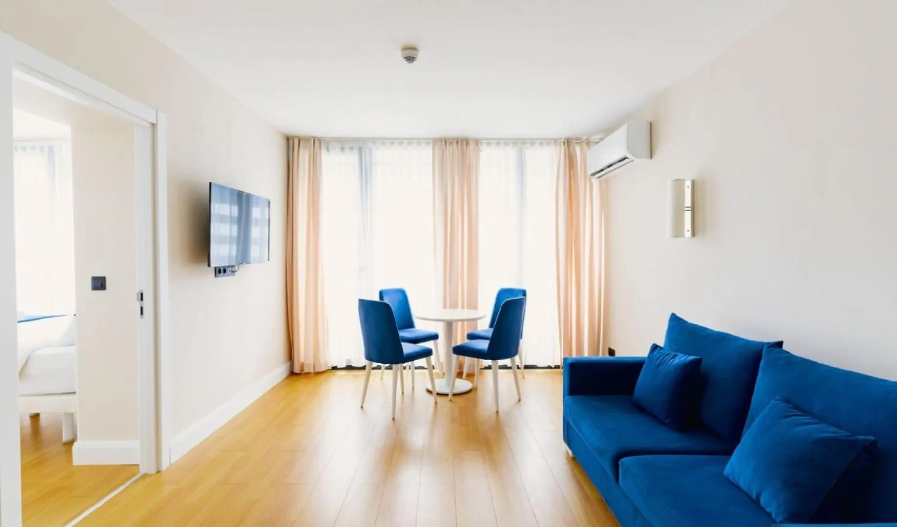 Deluxe Aparthotel In Orbi City Batumi