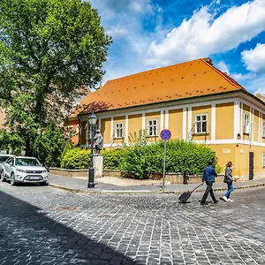 https://pension-of-the-hungarian-academy-of-sciences.inbudapesthotels.com